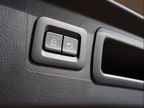 New 2026 MAZDA CX-50 Meridian Edition w/ Weather Package image 17