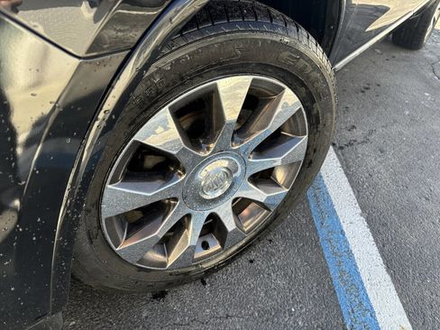 Used 2016 Buick Enclave Premium w/ Experience Buick Package image 4