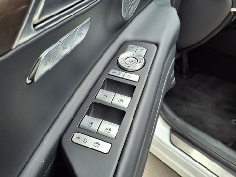 Certified 2026 Genesis GV80 2.5T Advanced AWD/4WD image 22