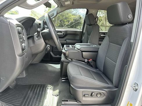 Certified 2024 Chevrolet Silverado 1500 Custom Trail Boss AWD/4WD image 15