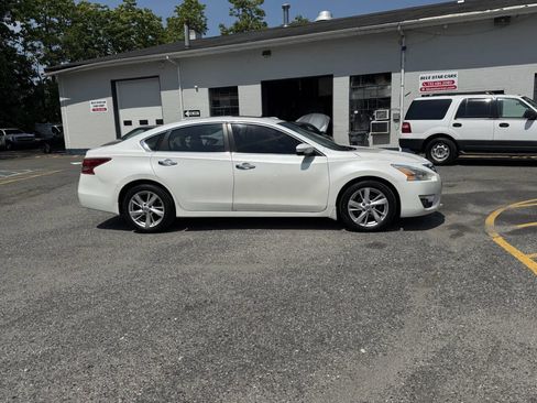 Used 2013 Nissan Altima 2.5 SV w/ 2.5SV Convenience Pkg image 8
