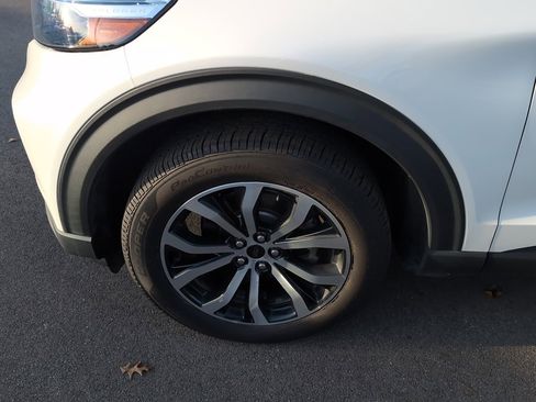 Used 2022 Ford Explorer ST image 55