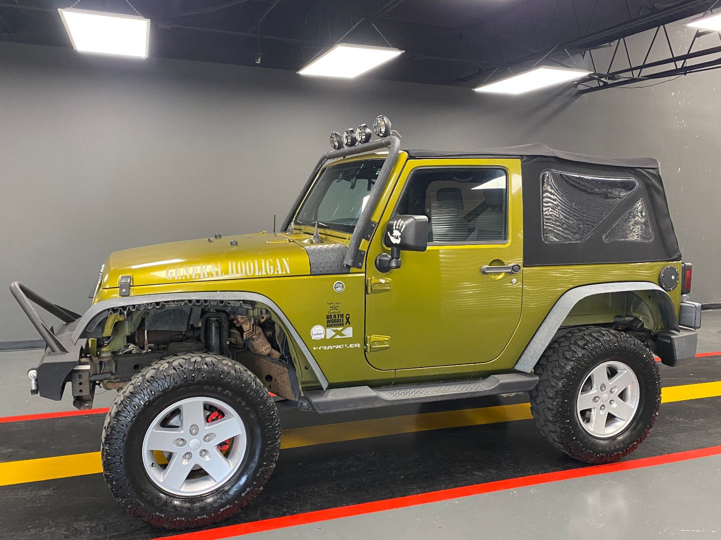 Used 2008 Jeep Wrangler X AWD/4WD image 2