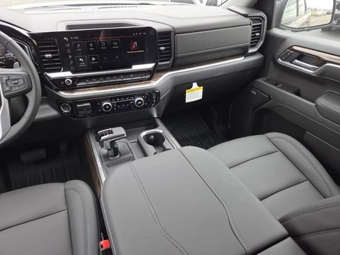 New 2026 GMC Sierra 1500 Elevation w/ Elevation Premium Package AWD/4WD image 34