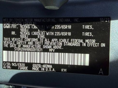 Used 2022 Toyota Highlander XLE FWD image 26