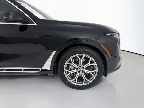 Used 2023 BMW X7 xDrive40i w/ Premium Package image 26