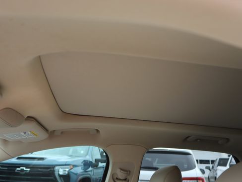 Used 2018 Lincoln MKC Reserve FWD image 18