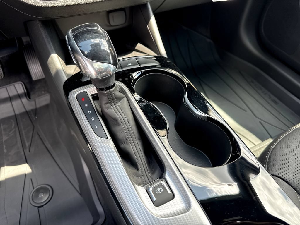 New 2026 Buick Envista Sport Touring FWD image 22