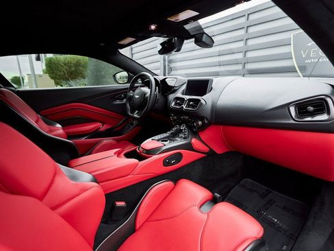 Used 2023 Aston Martin V12 Vantage image 44