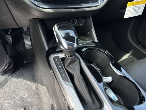 New 2026 Buick Envista Avenir FWD image 19