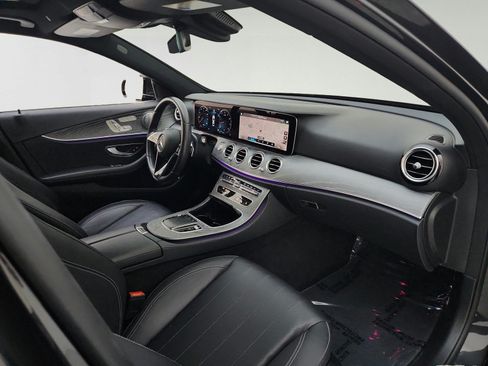 Used 2021 Mercedes-Benz E 350 Sedan image 32