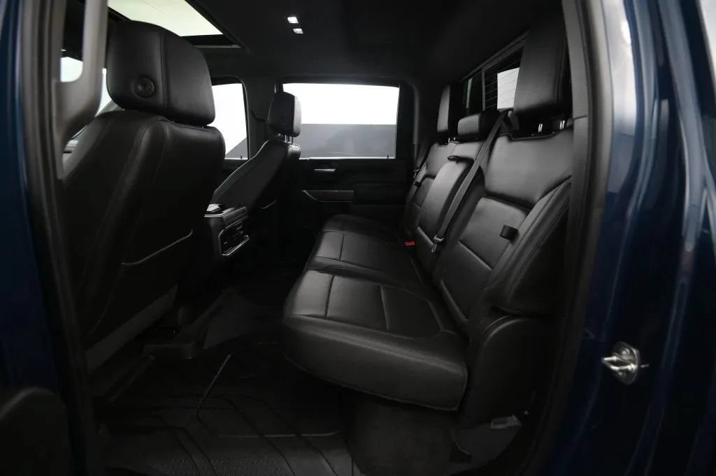 Used 2020 Chevrolet Silverado 2500 LTZ w/ Technology Package AWD/4WD image 60