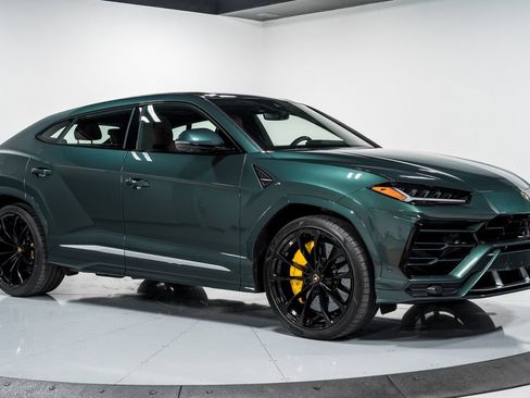 Used 2022 Lamborghini Urus AWD/4WD image 46