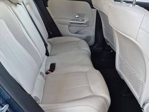 Used 2023 Mercedes-Benz GLA 250 image 18