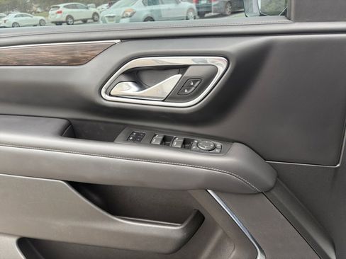 Used 2022 Chevrolet Tahoe LT w/ Luxury Package AWD/4WD image 36
