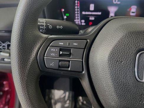 Used 2024 Honda Accord EX image 17