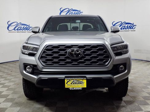 Used 2023 Toyota Tacoma TRD Off-Road image 3
