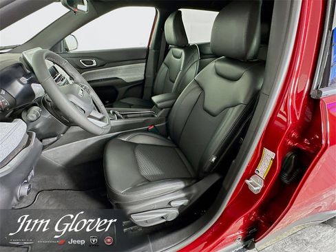 New 2026 Jeep Compass Latitude image 24