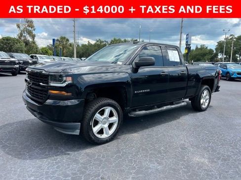 Used 2019 Chevrolet Silverado 1500 Custom w/ Custom Convenience Package RWD image 3
