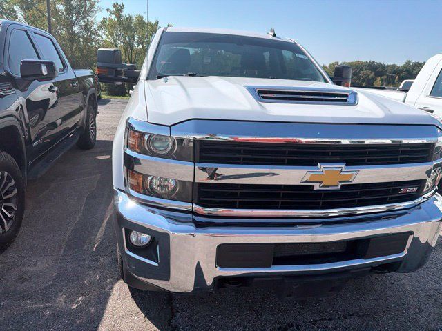 Used 2017 Chevrolet Silverado 2500 LT w/ LT Convenience Package AWD/4WD image 7