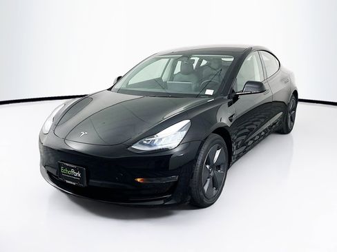 Used 2022 Tesla Model 3 image 3