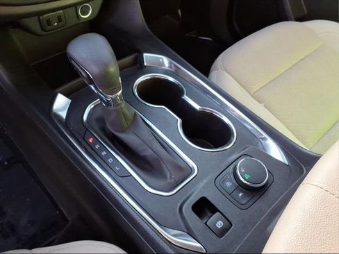 Used 2023 Chevrolet Traverse LS w/ Safety Package image 20