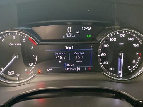 Used 2021 Cadillac XT5 Premium Luxury AWD/4WD image 17
