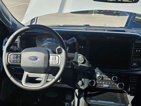 New 2026 Ford F250 Lariat w/ Black Appearance Package image 25