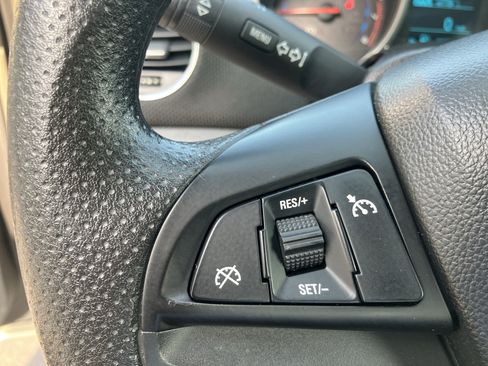 Used 2016 Chevrolet Cruze LT FWD image 19