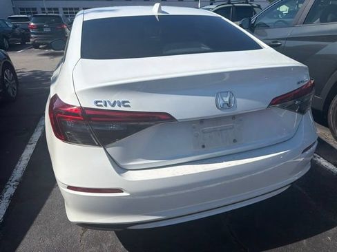 Used 2023 Honda Civic Sport image 7