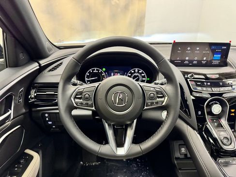 Used 2025 Acura RDX SH-AWD image 20