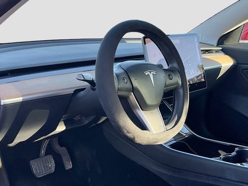 Used 2020 Tesla Model 3 Long Range AWD/4WD image 9