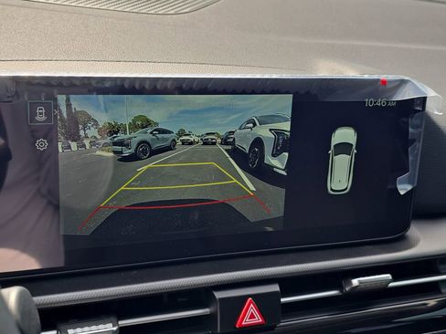 New 2026 Kia Sportage LX image 23