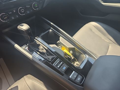 Used 2023 Honda Accord EX-L image 22