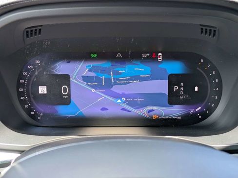 Certified 2023 Volvo XC60 B5 Ultimate w/ Protection Package Premier AWD/4WD image 39