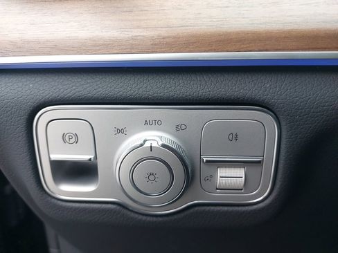 New 2025 Mercedes-Benz GLS 450 4MATIC image 28