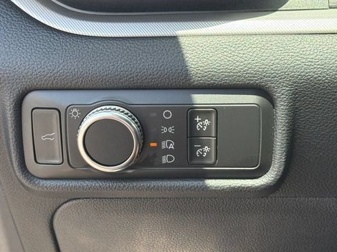Certified 2020 Ford Explorer XLT AWD/4WD image 35
