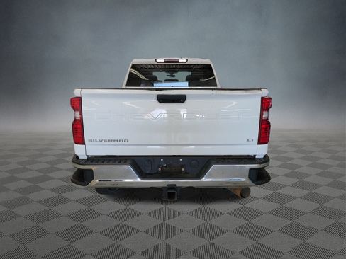 Used 2020 Chevrolet Silverado 2500 LT w/ Z71 Off-Road Package image 6