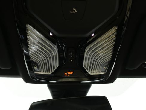 Used 2026 BMW 330i xDrive Sedan w/ Premium Package image 21