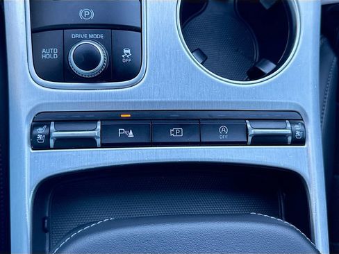 Used 2023 Kia Stinger GT2 image 23