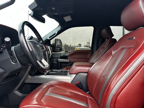 Used 2022 Ford F250 Platinum w/ FX4 Off-Road Package image 26