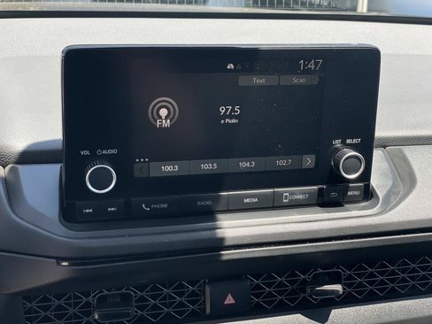 Certified 2023 Honda Accord LX image 6