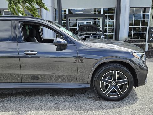 New 2026 Mercedes-Benz GLC 300 image 2