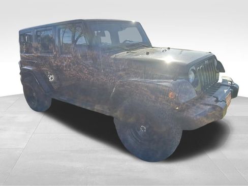 Used 2014 Jeep Wrangler Unlimited Sahara w/ Connectivity Group image 22