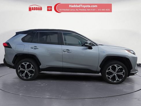 Used 2023 Toyota RAV4 XSE w/ Weather Package AWD/4WD image 7