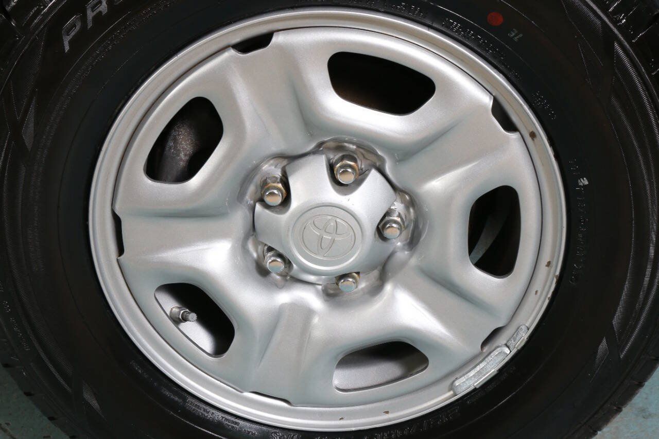 Used 2011 Toyota Tacoma 2WD Regular Cab image 19