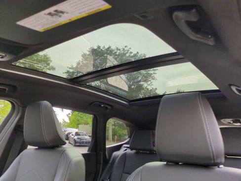 Used 2026 BMW X1 xDrive28i image 19