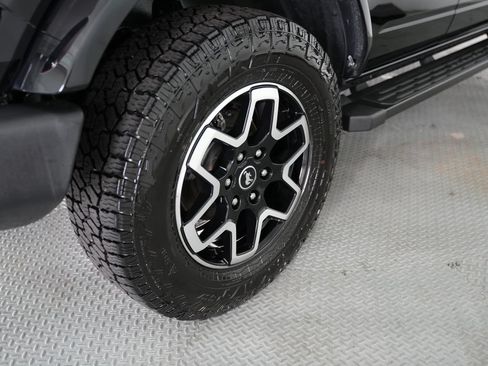 Used 2022 Ford Bronco Outer Banks AWD/4WD image 55