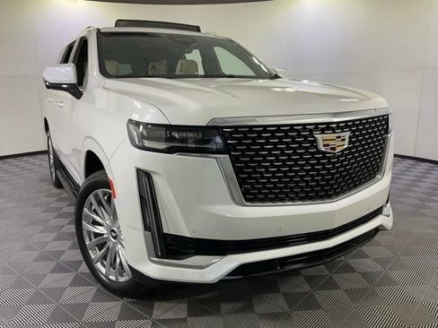 Used 2021 Cadillac Escalade Premium Luxury w/ Performance Package AWD/4WD image 8