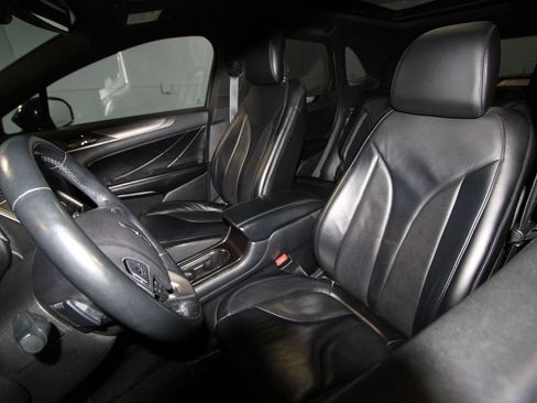 Used 2015 Lincoln MKC Base w/ Equipment Group 101A Select image 4